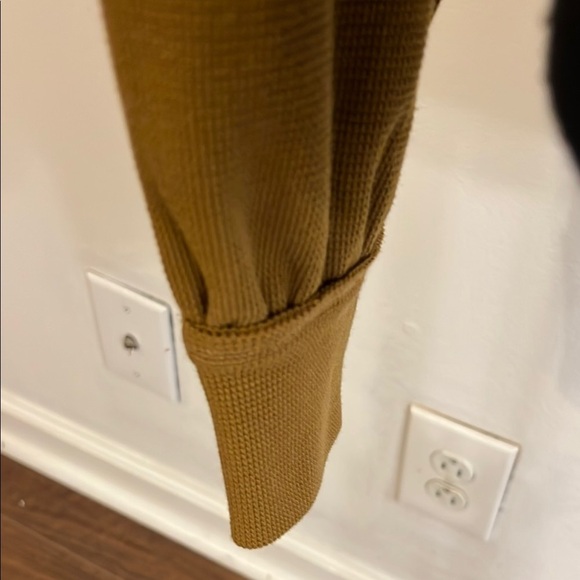 We The Free Neutral Mustard Long Sleeve Crop Knit Top - Picture 7 of 9